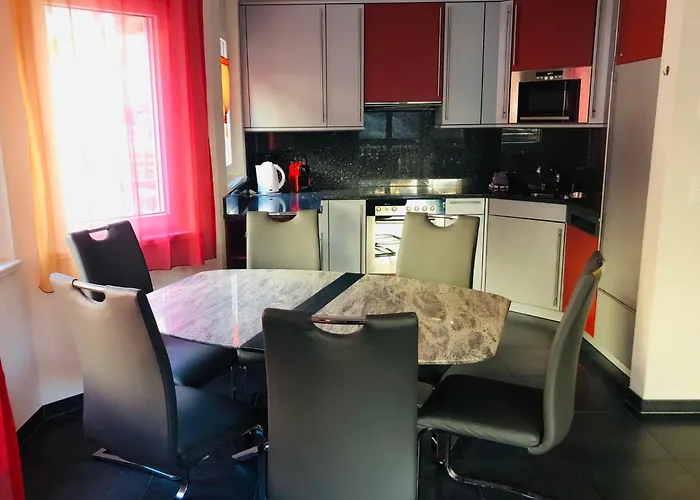 Апартаменты Edelweiss D By Interhome